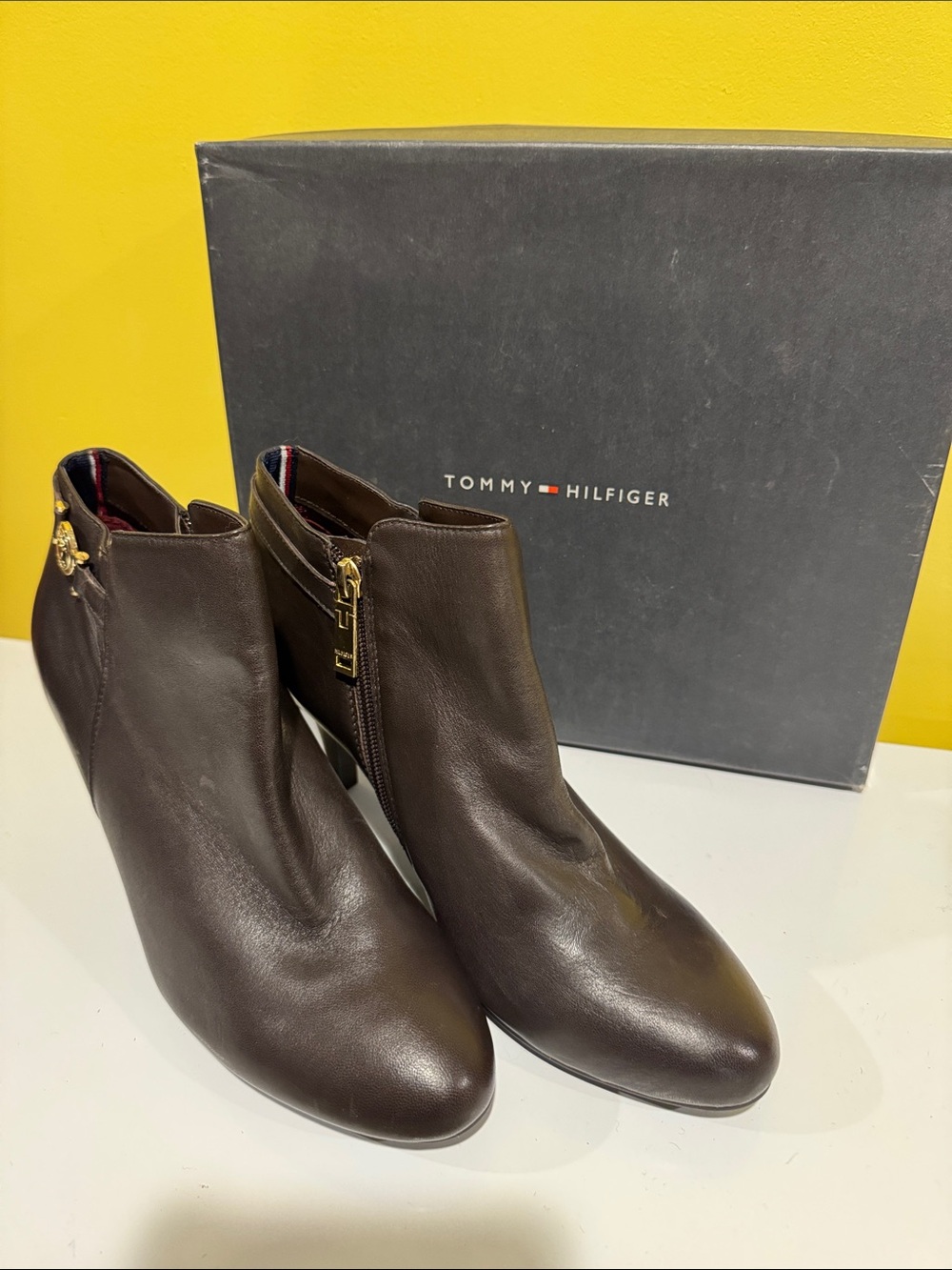 Tommy Hilfiger Dark Brown Leather Ankle Booties with Gold Hardware